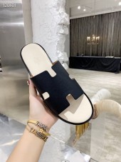 Hermes カジュアルシューズ 新作 本革 新品同様超美品 通販＆送料込 運動靴 男性用 her060