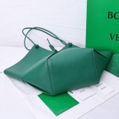 ボッテガ ヴェネタ 新作＆送料込 財布 BV6006