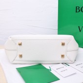 ボッテガ ヴェネタ 新作＆送料込 財布 BV6005