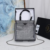 プラダ  バッグ 人気 新作＆送料込 新入荷 PR8010