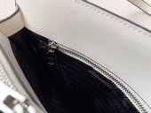 プラダ  バッグ 人気 新作＆送料込 新入荷 PR6824