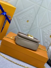 ルイヴィトン バッグ 新作 人気 新品 通販＆送料込 M81390