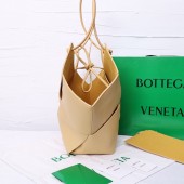 ボッテガ ヴェネタ 新作＆送料込 財布 BV6006
