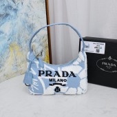 プラダ  バッグ 人気 新作＆送料込 新入荷 PR8802