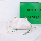 ボッテガ ヴェネタ 新作＆送料込 財布 BV3044