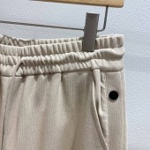 モンクレール 半ズボン 新作 新品同様超美品 通販＆送料 MC0324