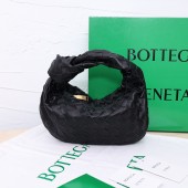ボッテガ ヴェネタ バック 新作＆送料込 BV3055