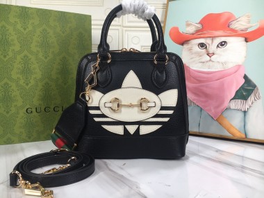 グッチ バッグ 人気 新作＆送料込 新入荷 GUCCI677212