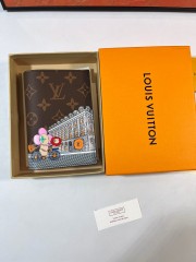 ルイヴィトン 財布 新作 人気 新品 通販＆送料込 M81635