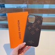 ルイヴィトン  携帯 新作 通販＆送料込 iphone12-iphone14promax 携帯 ケース 手帳型カバー （スマートフォン）ip316