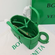 ボッテガ ヴェネタ バック 新作＆送料込 BV6002