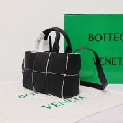 ボッテガ ヴェネタ バック 新作＆送料込 BV6002
