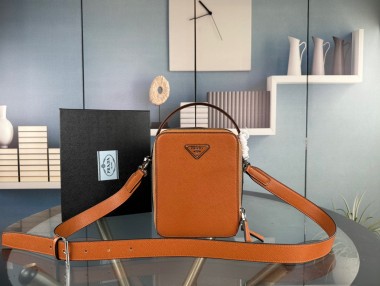 プラダ バッグ人気 新作＆送料込 新入荷 2VH070