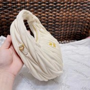 miumiu ミュウミュウバッグ 人気 新作＆送料込 新入荷 MM003