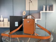 プラダ バッグ人気 新作＆送料込 新入荷 2VH070