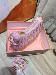 MIUMIU ミュウミュウバッグ 人気 新作＆送料込 新入荷 MM009