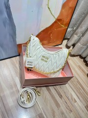 MIUMIU ミュウミュウバッグ 人気 新作＆送料込 新入荷 MM008