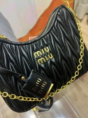 MIUMIU ミュウミュウバッグ 人気 新作＆送料込 新入荷 MM007
