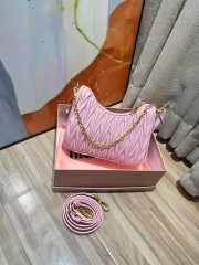 MIUMIU ミュウミュウバッグ 人気 新作＆送料込 新入荷 MM009