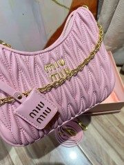 MIUMIU ミュウミュウバッグ 人気 新作＆送料込 新入荷 MM009