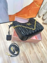 MIUMIU ミュウミュウバッグ 人気 新作＆送料込 新入荷 MM007