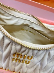 MIUMIU ミュウミュウバッグ 人気 新作＆送料込 新入荷 MM008