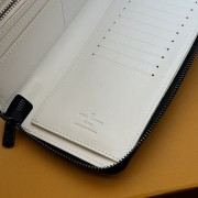 ルイヴィトン 財布 新作 人気 新品 通販＆送料込 M83381