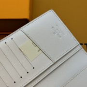ルイヴィトン 財布 新作 人気 新品 通販＆送料込 M83383