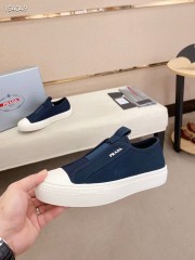 プラダ カジュアルシューズ 新作 本革 新品同様超美品 通販＆送料込 運動靴 男性用 PRA077