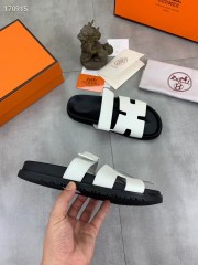 Hermes カジュアルシューズ 新作 本革 新品同様超美品 通販＆送料込 運動靴 男女性用 her077