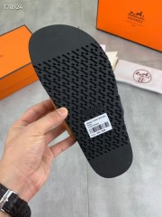 Hermes カジュアルシューズ 新作 本革 新品同様超美品 通販＆送料込 運動靴 男女性用 her069